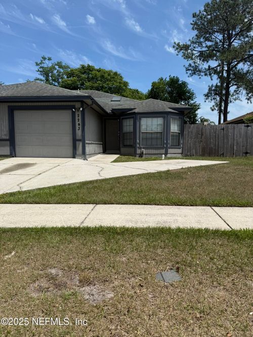 2243 Ironstone Dr E, Jacksonville, FL, 32246-1783 | Card Image