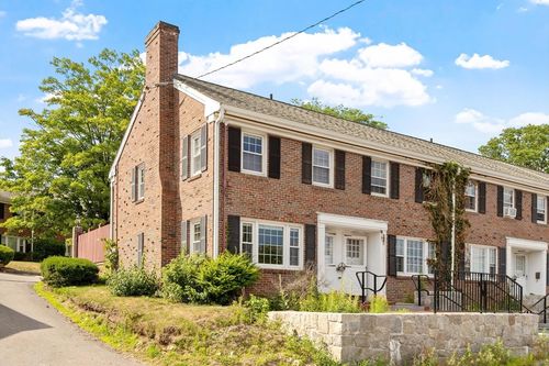 1a-274 Main St, Acton, MA, 01720-3712 | Card Image