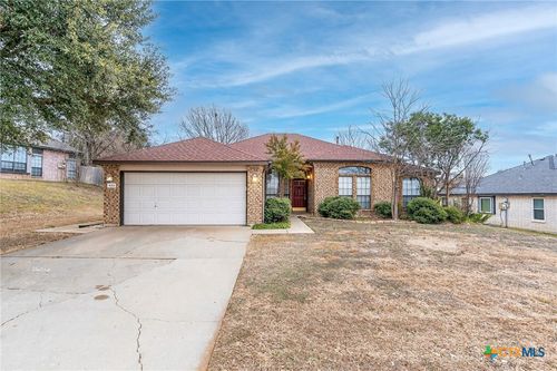 403 Moccasin Dr, Harker Heights, TX, 76548-2050 | Card Image