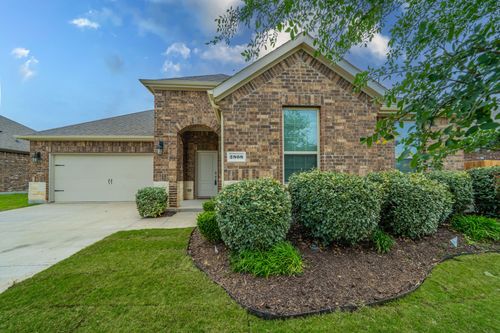 2808 Grizzly Rd, Aubrey, TX, 76227-2158 | Card Image
