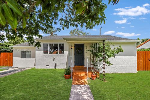 6415 Sw 39th St, Miami, FL, 33155-4813 | Card Image