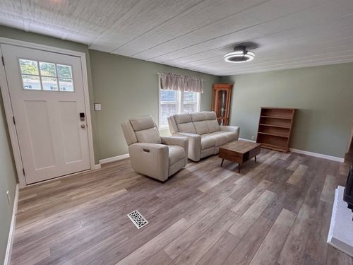 25 Third St, Barrington, NH, 03825-7470 | Card Image
