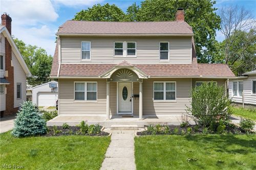 1359 Delia Ave, Akron, OH, 44320-1354 | Card Image