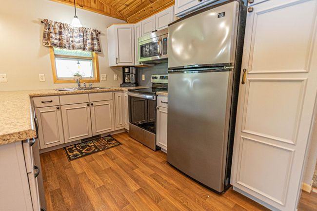 16 - Kitchen.jpg | Image 19