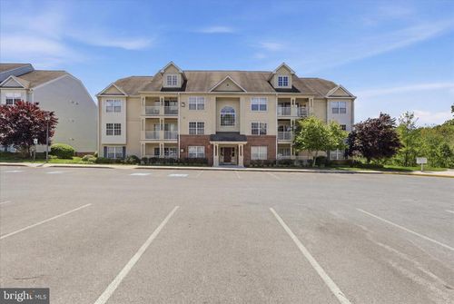 1032-6343 Springwater Ter, FREDERICK, MD, 21701-7654 | Card Image