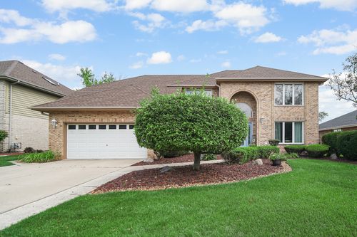 9224 Greenwood Dr, Tinley Park, IL, 60487-5805 | Card Image