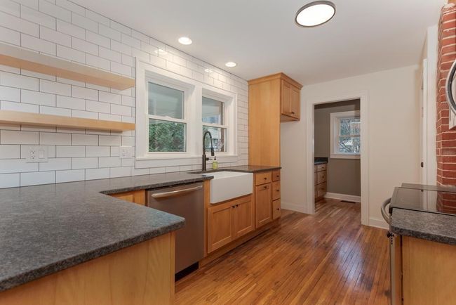 461 S Shady Ave, House other with 3 bedrooms, 3 bathrooms and null parking in Damascus VA | Image 85