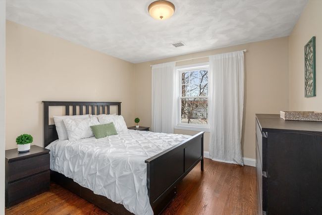 29 Putnam St, House other with 5 bedrooms, 2 bathrooms and 4 parking in Peabody MA | Image 12