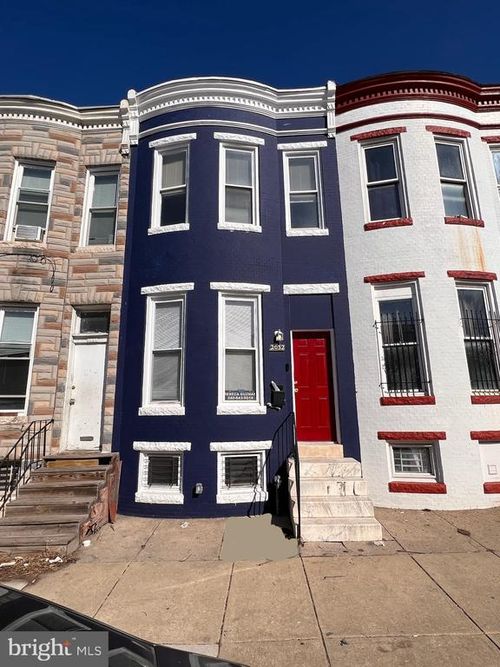 2032 Hollins St, BALTIMORE, MD, 21223-2211 | Card Image