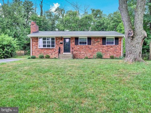 3904 Egan Dr, FAIRFAX, VA, 22030-4819 | Card Image