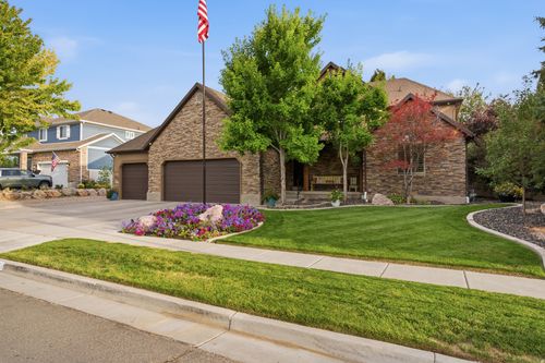 1261 1950, Syracuse, UT, 84075-9815 | Card Image
