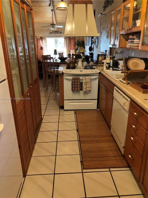 13636 Sw 102nd Ln, Miami, FL, 33186-2817 | Card Image