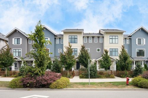 8-20261 72b Ave, Langley, BC, V2Y3M8 | Card Image