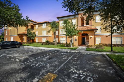 apt-6110-5467 Vineland Rd, ORLANDO, FL, 32811-7667 | Card Image