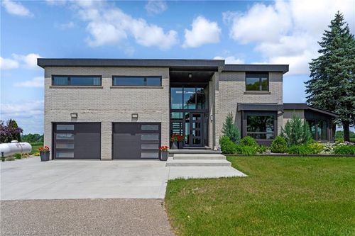 8312 Wellington Road 124, Guelph, ON, N1H6H7 | Card Image