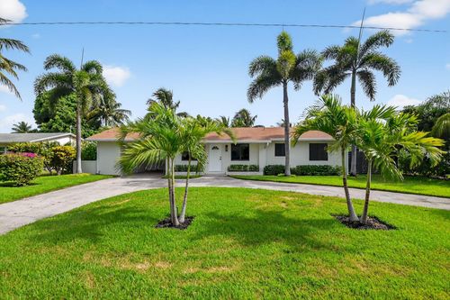 143 Se 27th Way, Boynton Beach, FL, 33435-7610 | Card Image