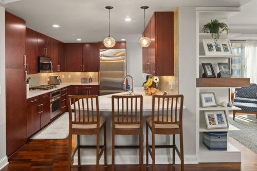 unit-805-100 3rd Ave S, Minneapolis, MN, 55401-2704 | Card Image