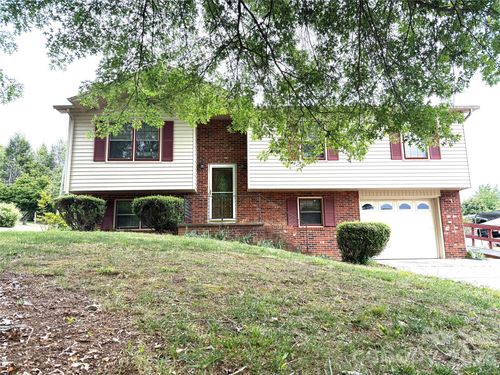 2848 Wendell Street, Lenoir, NC, 28645 | Card Image