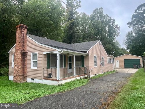 100 South St, LOUISA, VA, 23093-6548 | Card Image