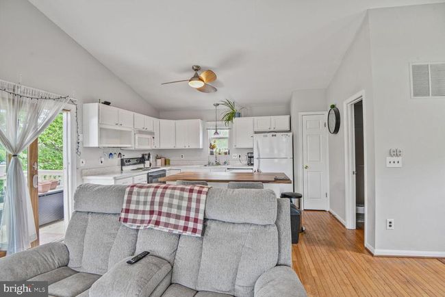 1617 Winters Ave, House other with 2 bedrooms, 2 bathrooms and null parking in SHADY SIDE MD | Image 6