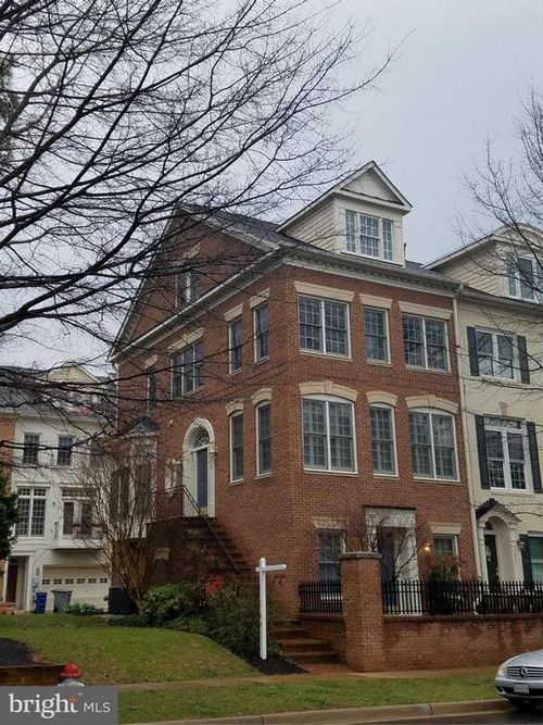 1619 Seneca Ave, MCLEAN, VA, 22102-2941 | Card Image