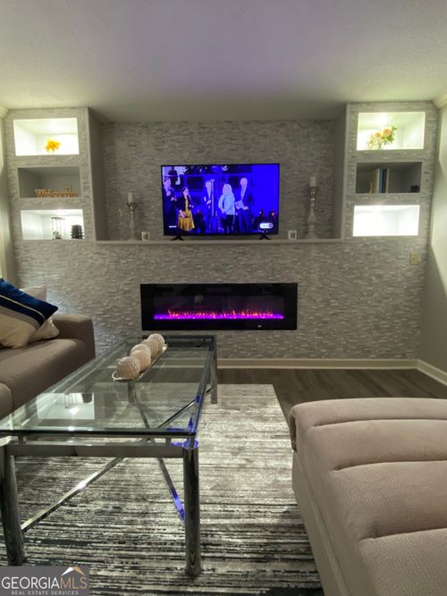 apt-54g-4701 Flat Shoals Rd, Union City, GA, 30291-1487 | Card Image