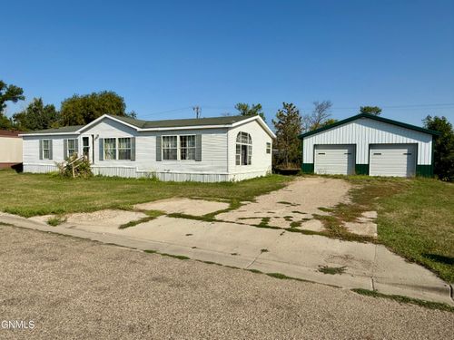 1226 9th St Sw, Valley City, ND, 58072-3606 | Card Image
