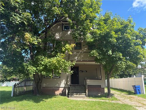 12501 Dove Ave, Cleveland, OH, 44105-4405 | Card Image