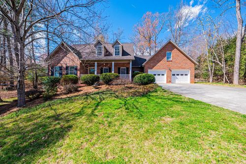 1001 Barrington Dr Ne, Lenoir, NC, 28645-3860 | Card Image
