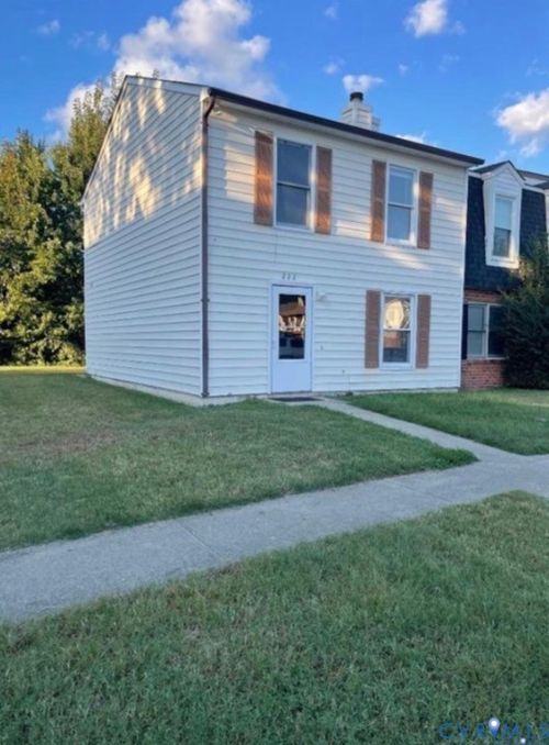 222 Knightsmanor Ct, Richmond, VA, 23227-3186 | Card Image