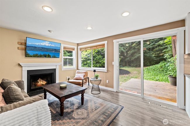 17627 17 Th Dr Se, House other with 3 bedrooms, 3 bathrooms and 2 parking in Bothell WA | Image 14