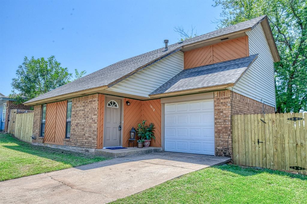 Redstone Dr, Noble, OK 73068