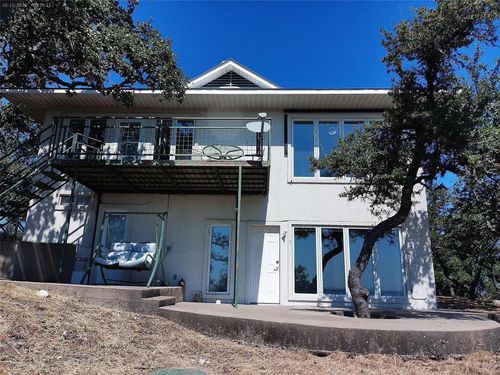 525 Northwood Hills Dr, Fredericksburg, TX, 78624-3550 | Card Image