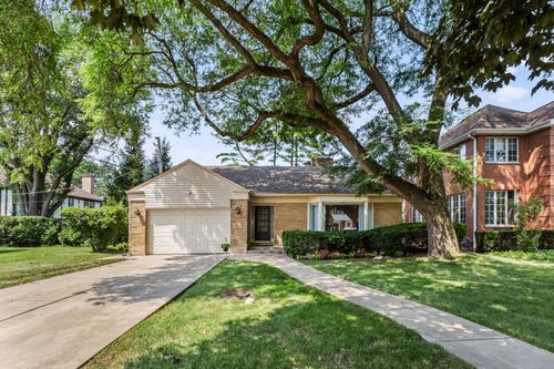 611 East Ave, Park Ridge, IL, 60068-3475 | Card Image