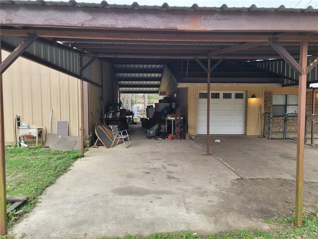 View of garage | Image 18