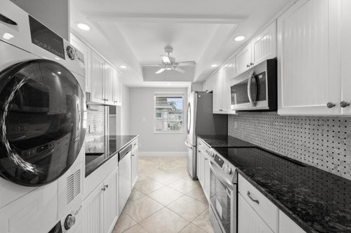 a6-1166 6th Avenue, Vero Beach, FL, 32960 | Card Image