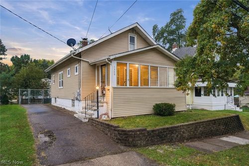 1300 Nestor Ave, Akron, OH, 44314-1451 | Card Image