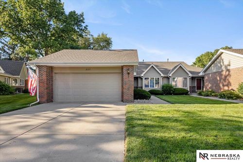 2127 Nye Dr, Fremont, NE, 68025-2210 | Card Image