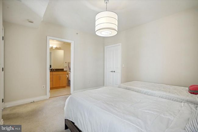 APT-1403 - 8220 Crestwood Heights Dr, Condo with 1 bedrooms, 2 bathrooms and null parking in MCLEAN VA | Image 5