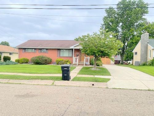 506 Ritchie Pl, Aliquippa, PA, 15001-2130 | Card Image