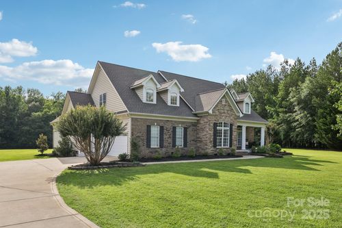 2018 Whiskery Ct, York, SC, 29745-7751 | Card Image