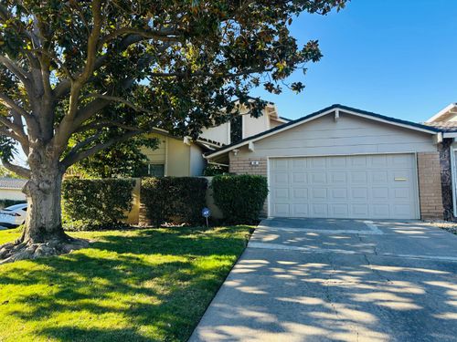 14 Miranda Ct, Sacramento, CA, 95822-3208 | Card Image