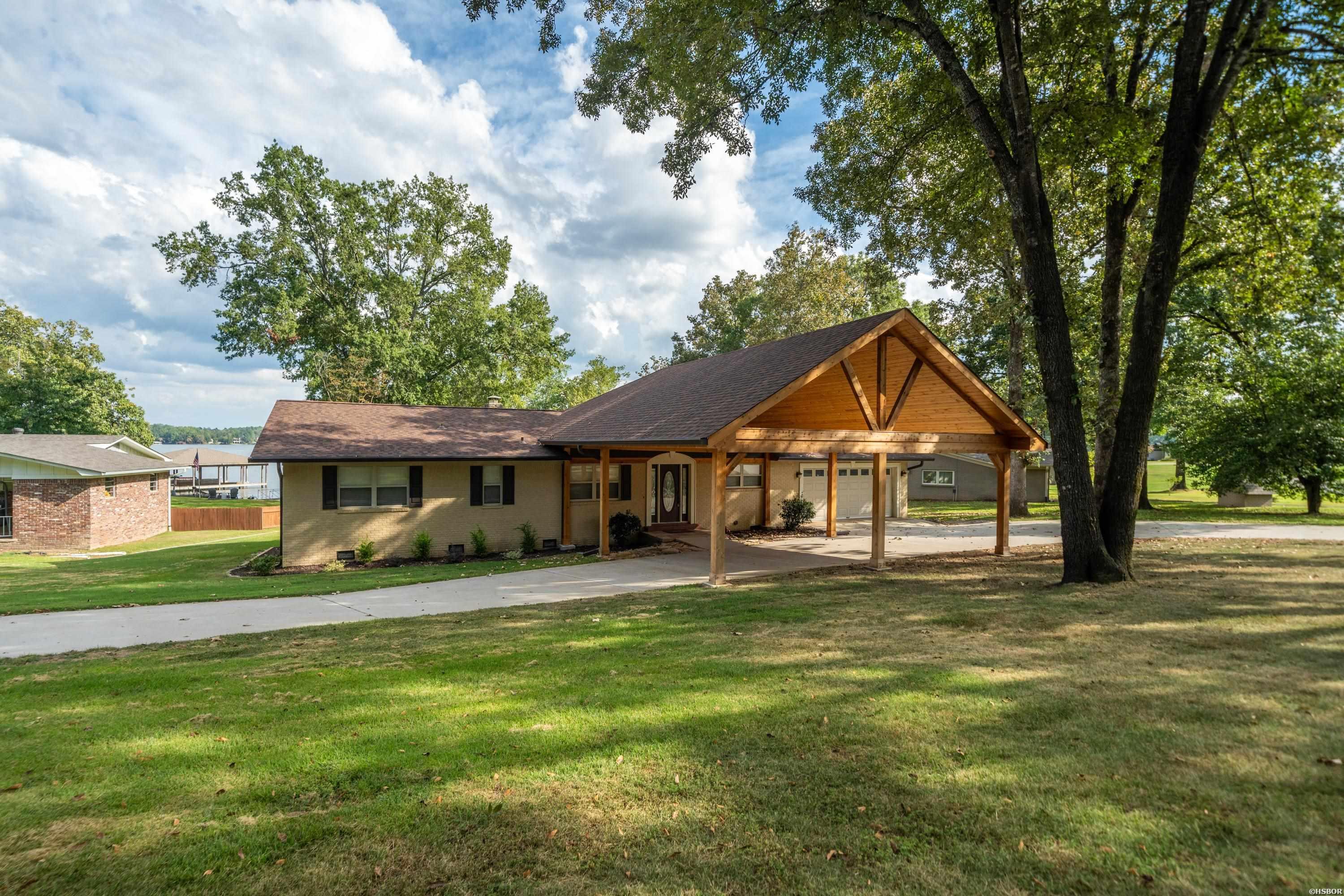 Gregory Dr, Hot Springs National Park, AR 71913