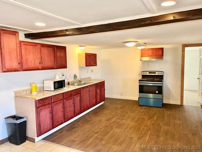 40294 S County Road 4542, House other with 3 bedrooms, 2 bathrooms and null parking in Keota OK | Image 26