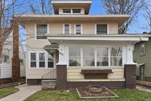 931 Woodview Blvd, Fort Wayne, IN, 46806-4040 | Card Image