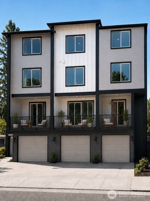 15420 2nd Ave Ne, Shoreline, WA, 98155-6817 | Card Image
