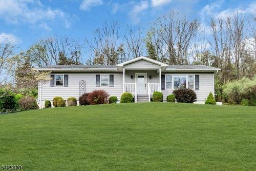 46 Van Horn Rd, Fredon Twp, NJ, 07860-5120 | Card Image