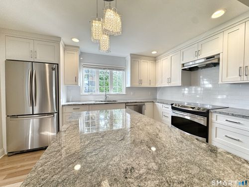 2-93 Givens Ave, Stamford, CT, 06902-5323 | Card Image