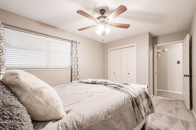 512 Lyndale Dr, House other with 3 bedrooms, 2 bathrooms and 2 parking in Highlands TX | Image 22