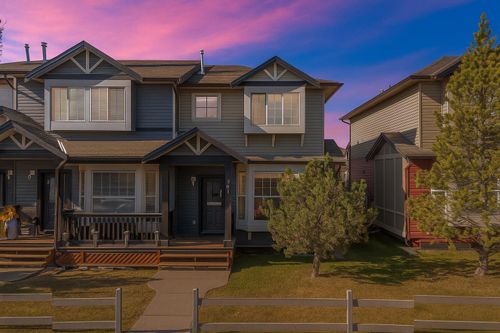 201-2066 Luxstone Blvd Sw, Airdrie, AB, T4B0L1 | Card Image